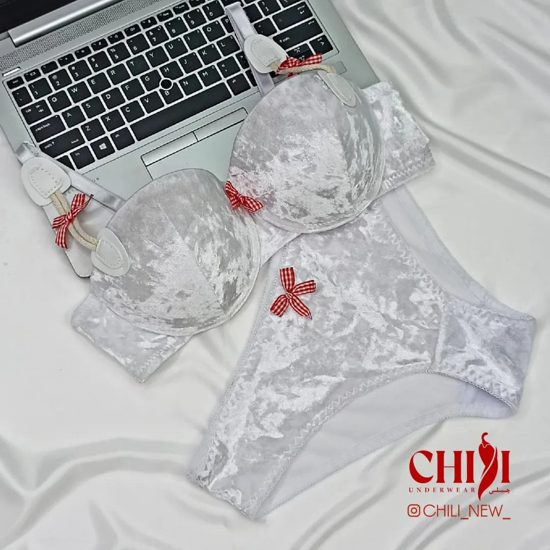 ست اسفنجی دکلته